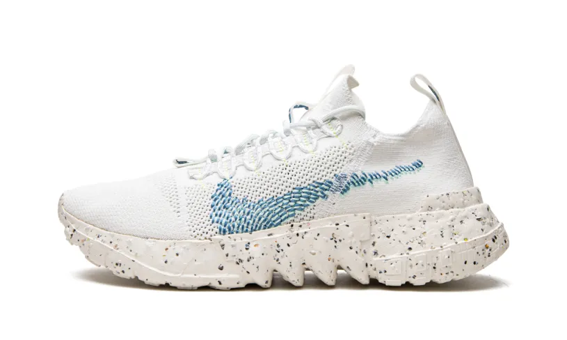 Nike Basketball Space Hippie 01